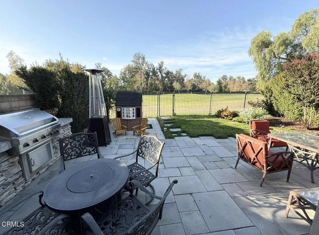 2805 GOLF VILLA WAY — photo 2
