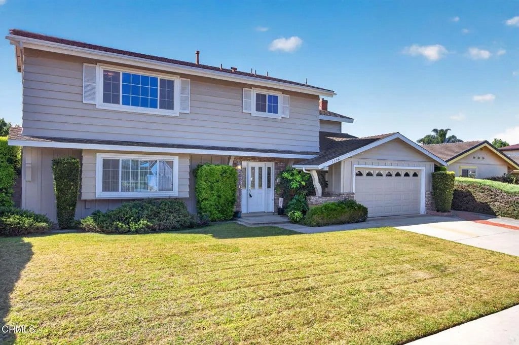 1594 Hobart Drive — photo