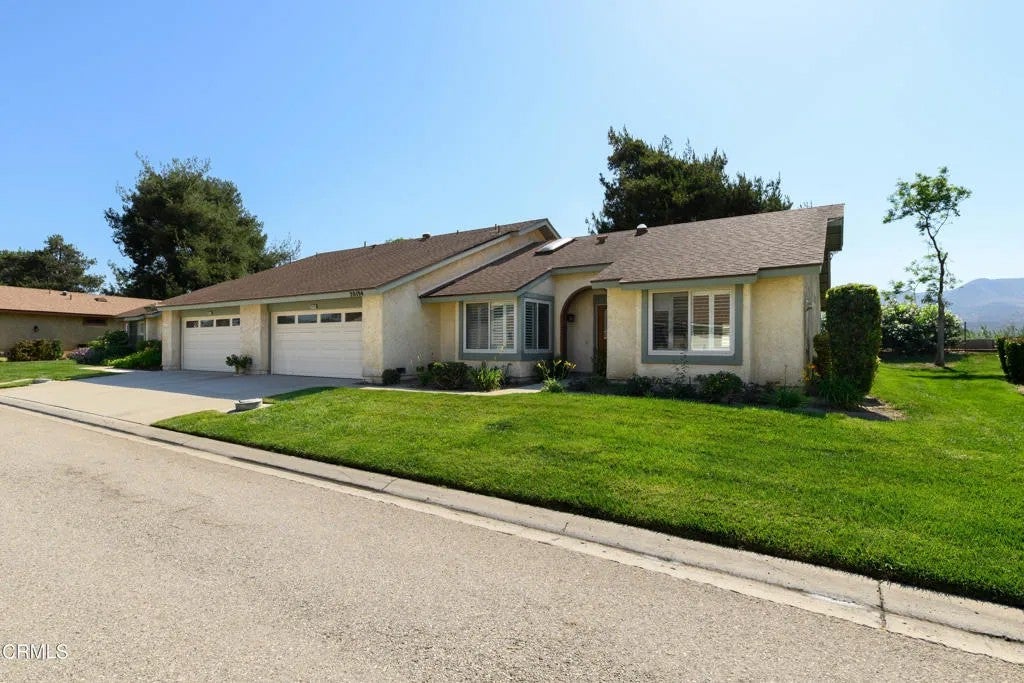 20194 Village 20 — photo