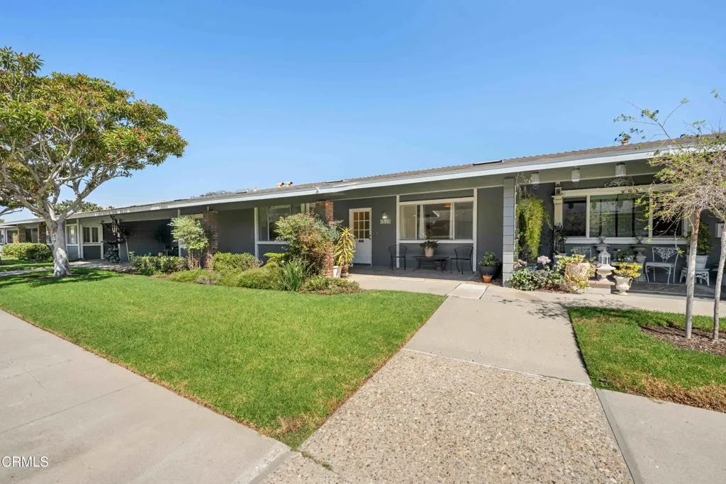 131 E Alta Green — photo