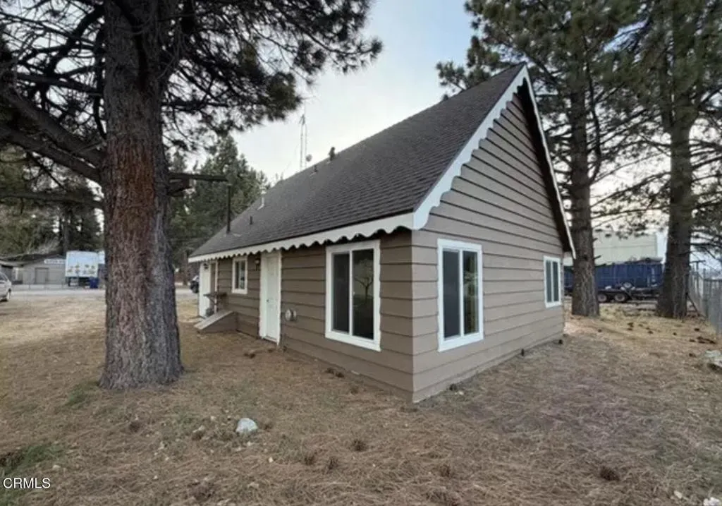 345 W Fairway Boulevard — photo