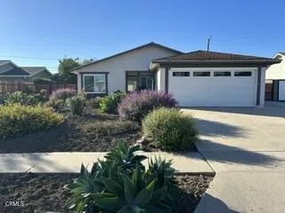 6602 Swan Street — photo