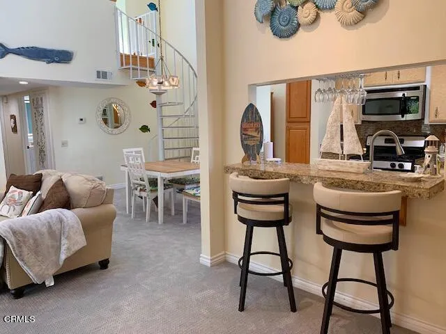 2351 Martinique Lane — photo