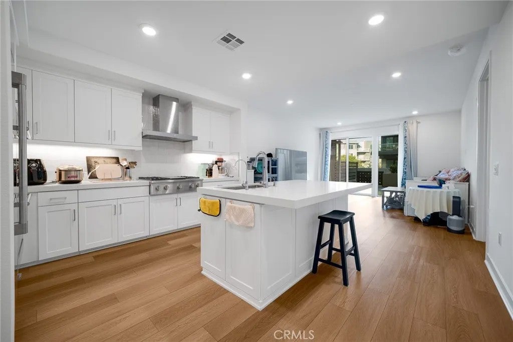 2202 Rivington — photo