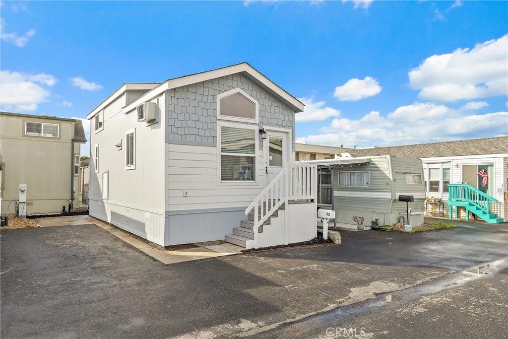 1477 Grand Ave 52 — photo