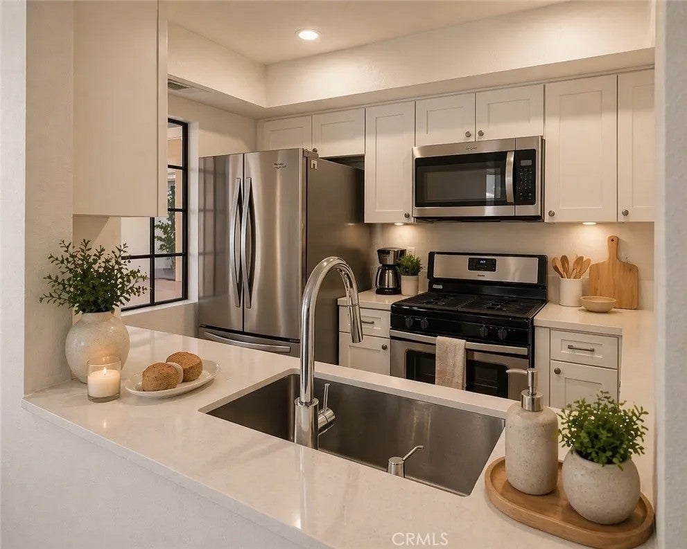 2609 W Cameron Court 224 — photo