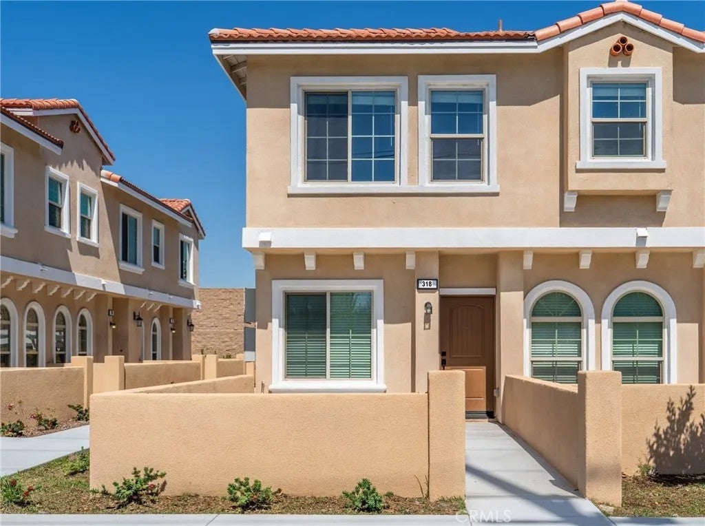 15447 Pomona Rincon Road 318 — photo