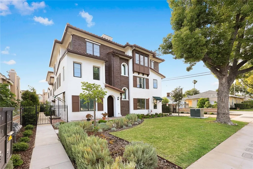 905 Sunset Boulevard #A, Arcadia, CA 91007 — photo 2