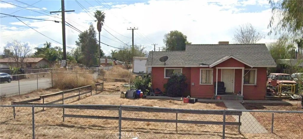 10312 Jurupa Road — photo