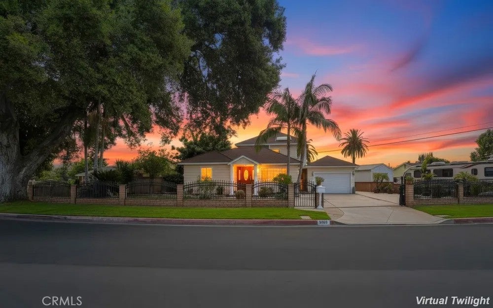 5140 Elrovia — photo