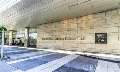 900 W Olympic 43D — photo