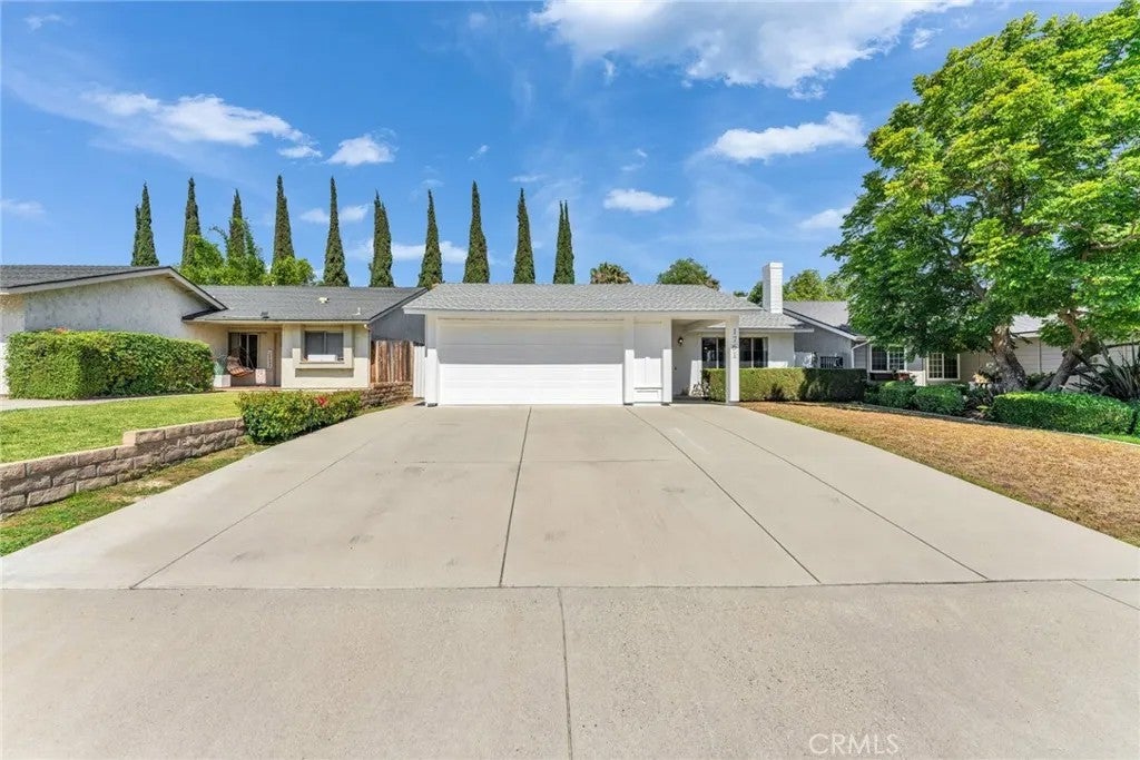 1761 Pepperdale Drive — photo