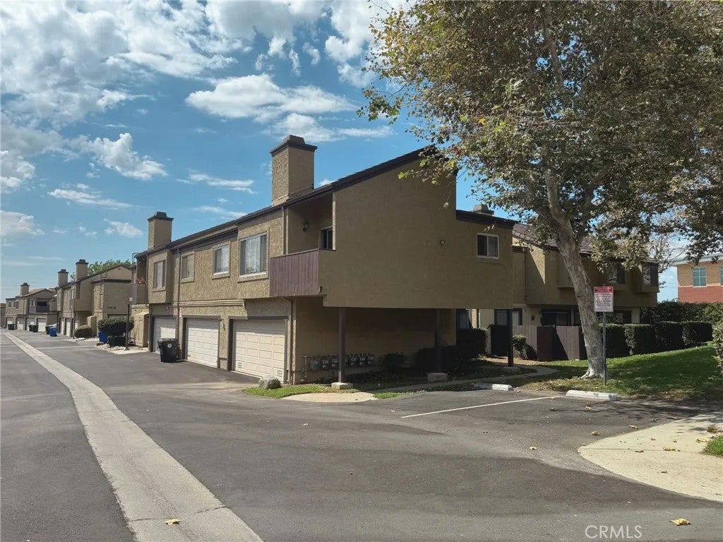 9382 Shadowood Drive — photo