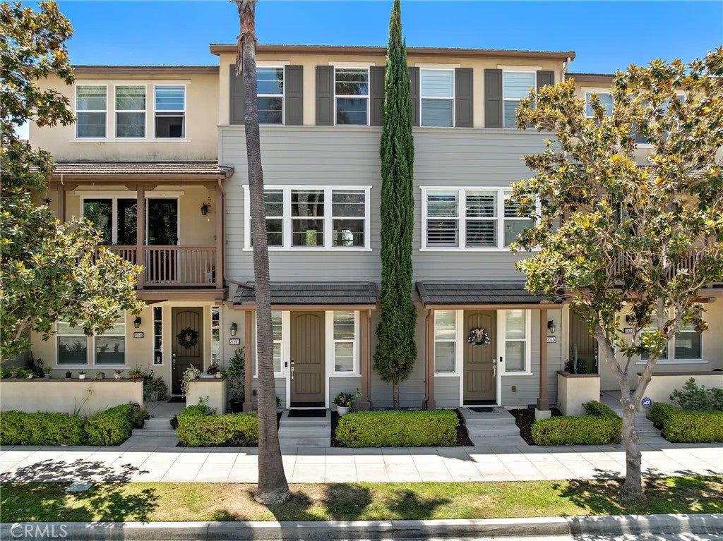 806 E Prommenade C — photo