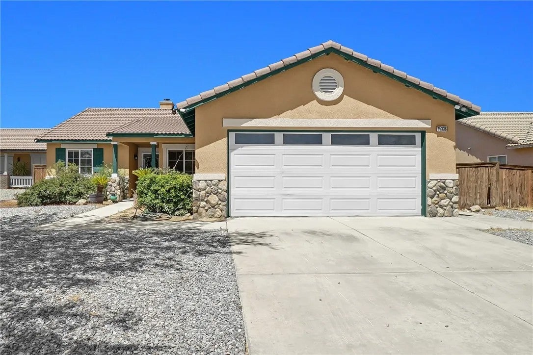 15336 Ross Drive — photo