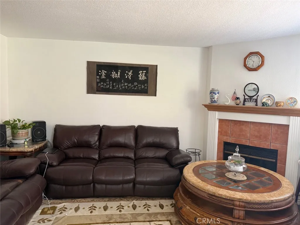 6975 Agra, Commerce, CA 90040 — photo 2
