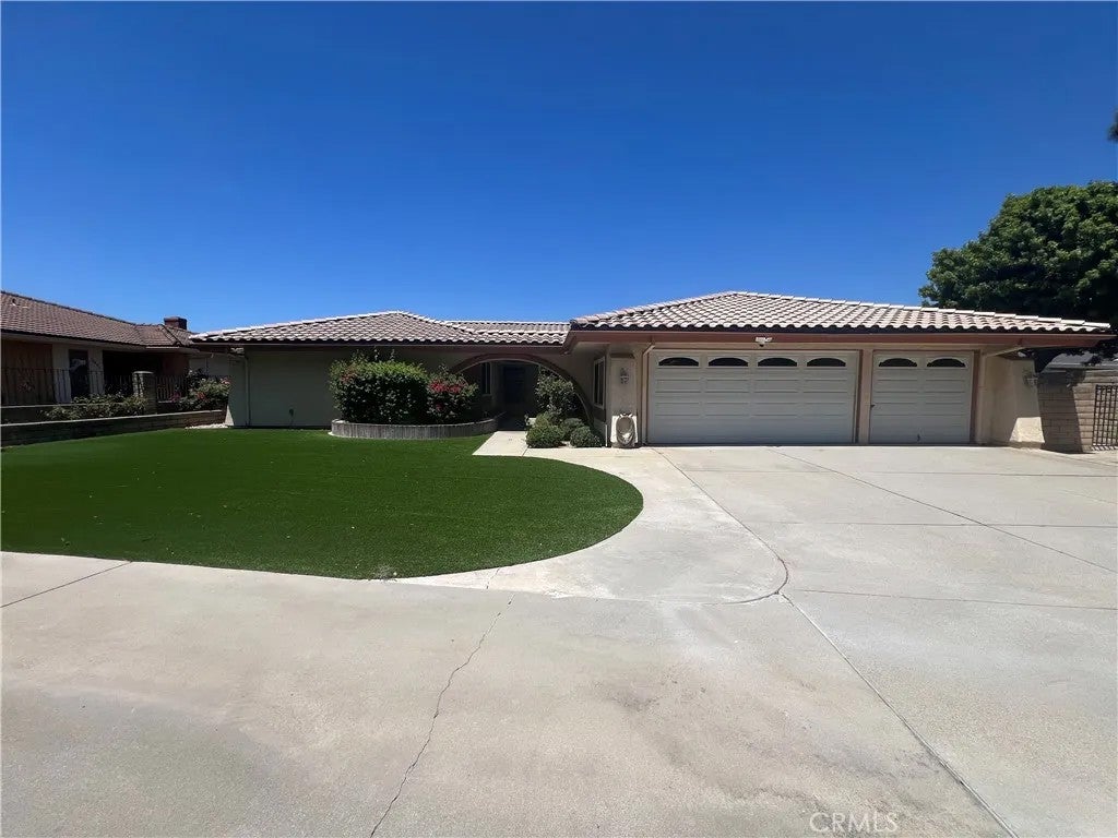 16404 Monte Cristo Dr — photo