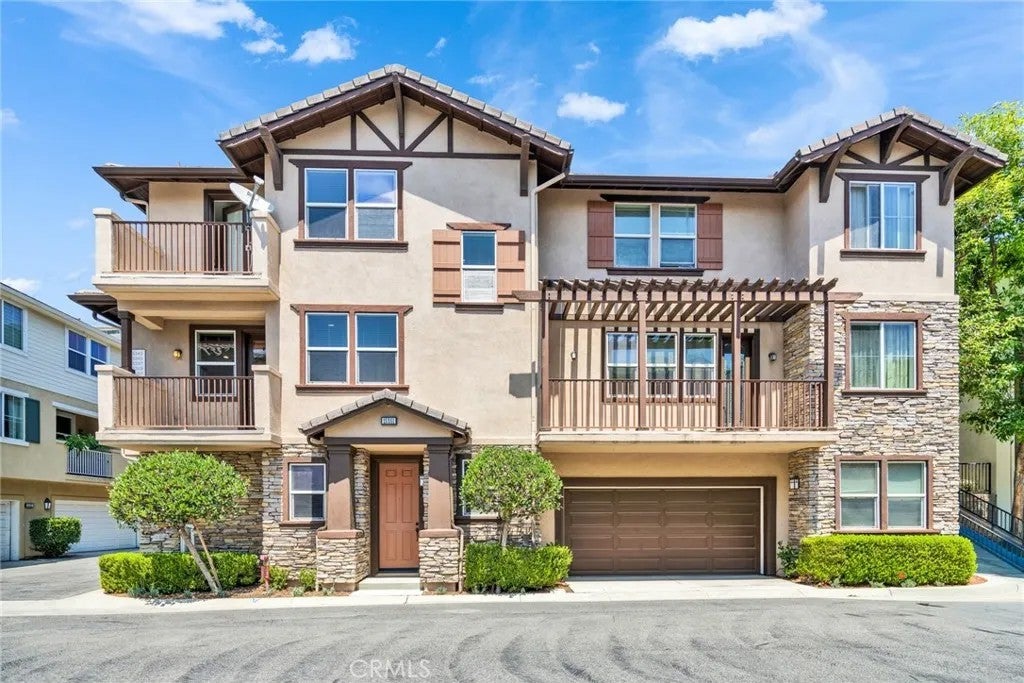 15351 Ashley Court — photo