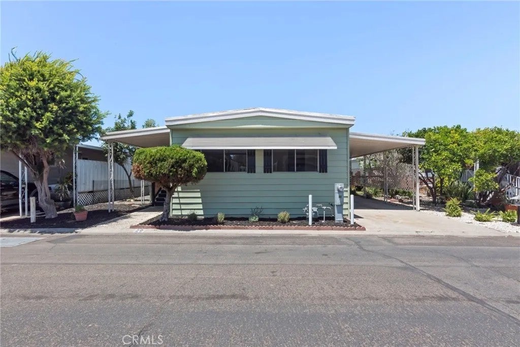 221 N El Camino Real 29 — photo