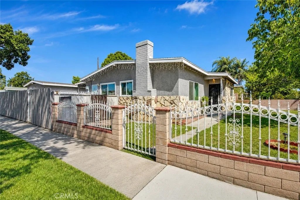 13903 Moccasin Street — photo