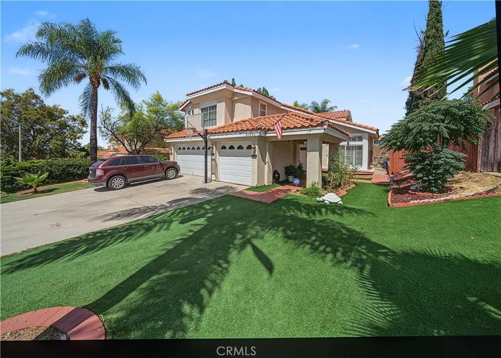 21250 Tennyson Road — photo