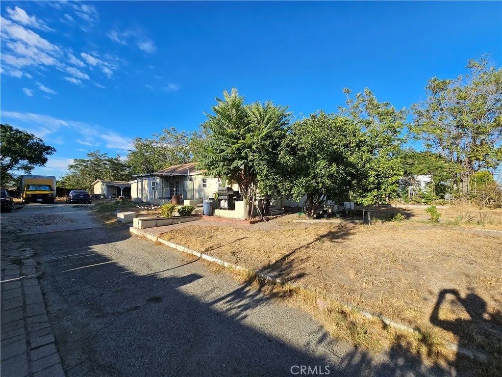 15350 Randall Avenue — photo