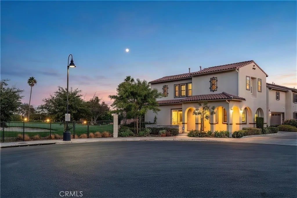 1618 Mickelson Court — photo