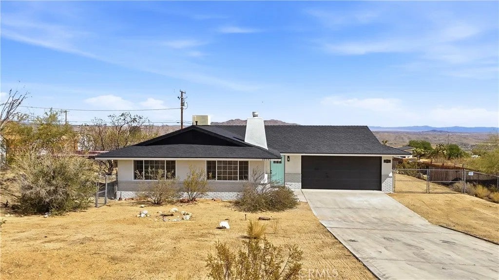 60940 Navajo — photo