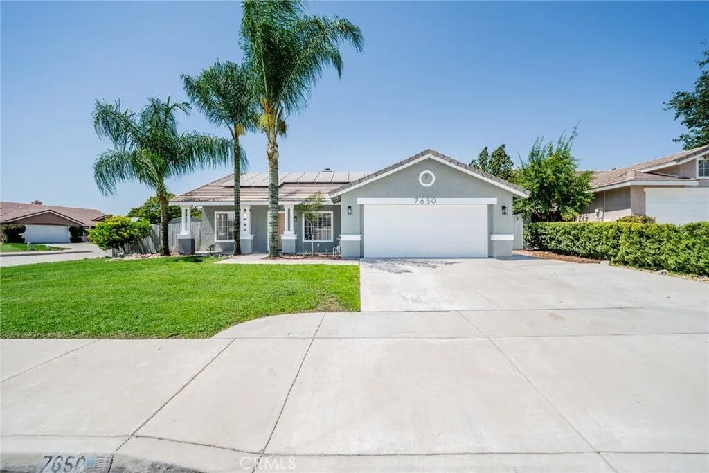 7650 Stoney Creek Court — photo