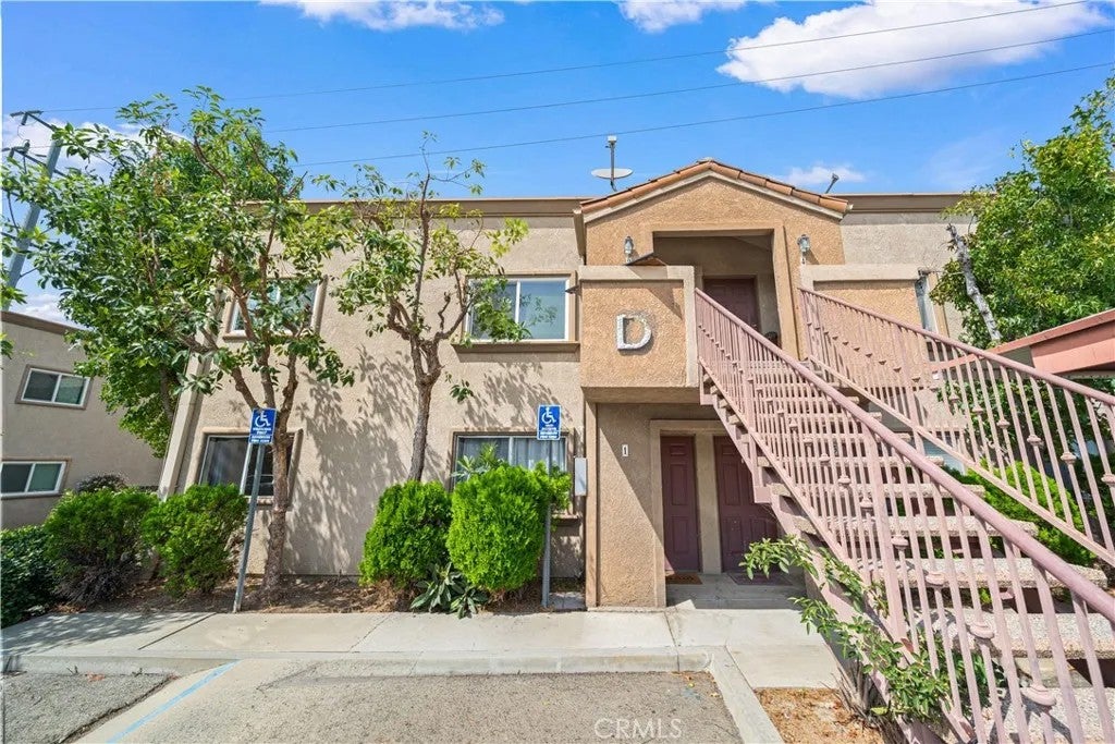 800 Grand Avenue D1 — photo