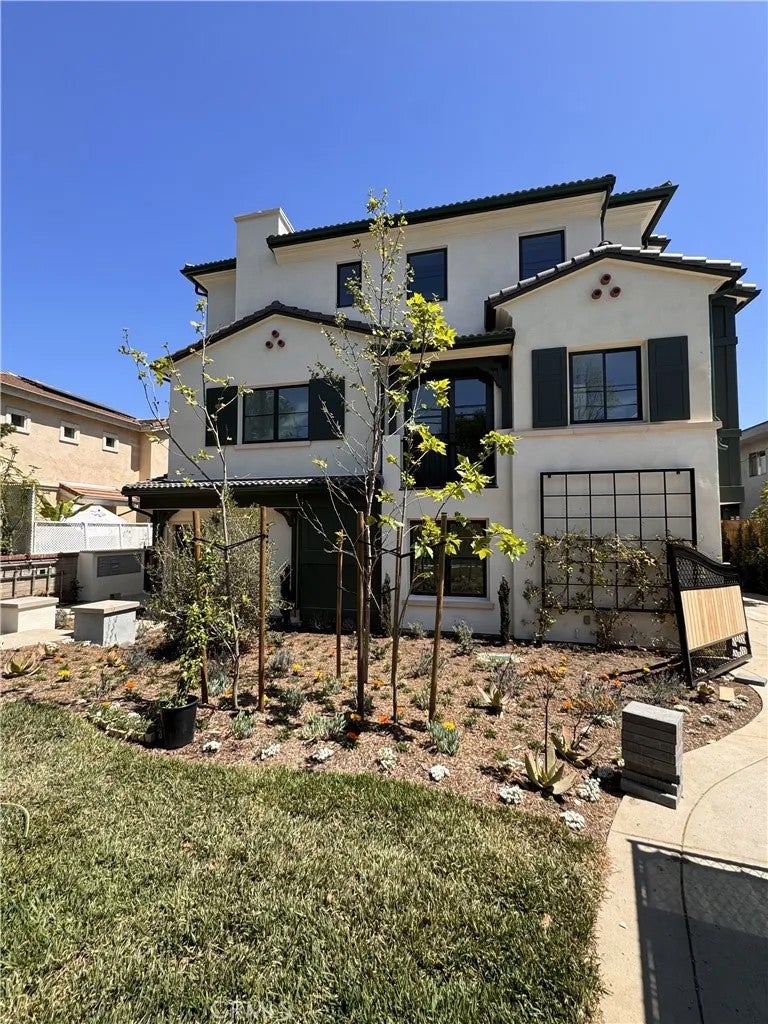 1022 La Cadena Ave C — photo