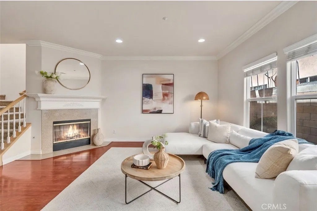 5241 Rosemead Boulevard C — photo
