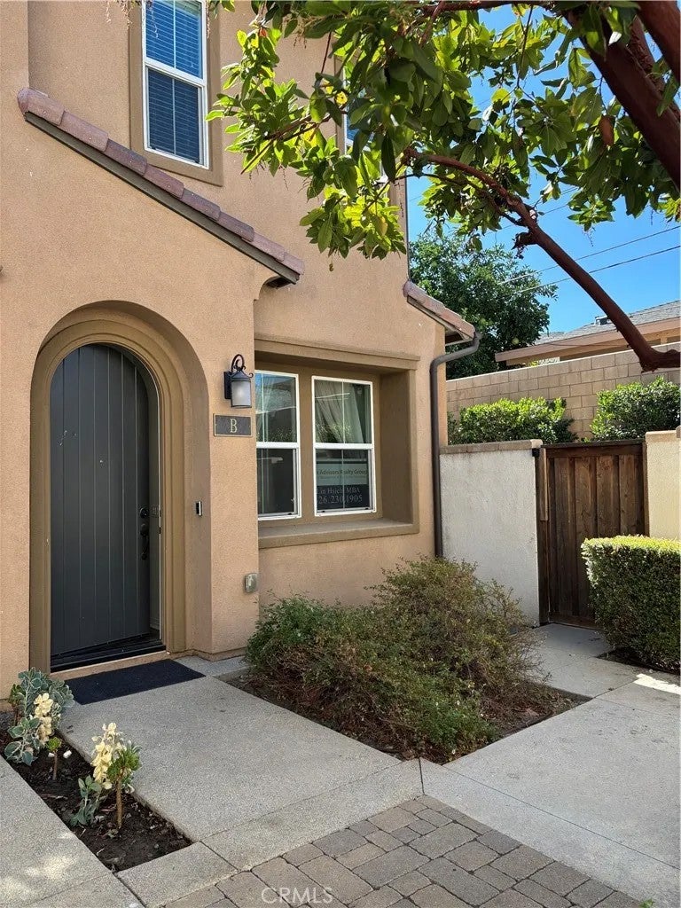 2161 Citrus Pl B — photo