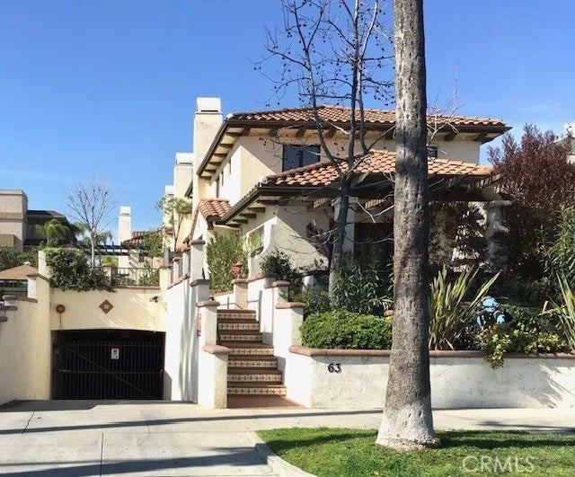 63 Harkness — photo