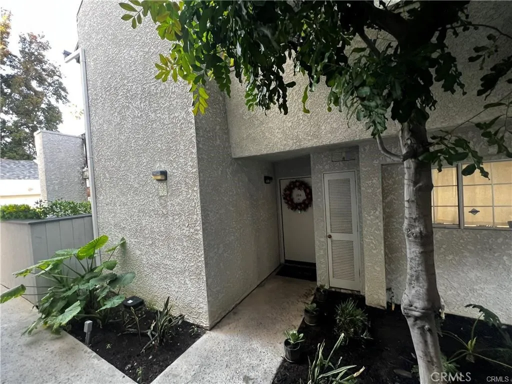 20155 Keswick Street Unit 106 — photo