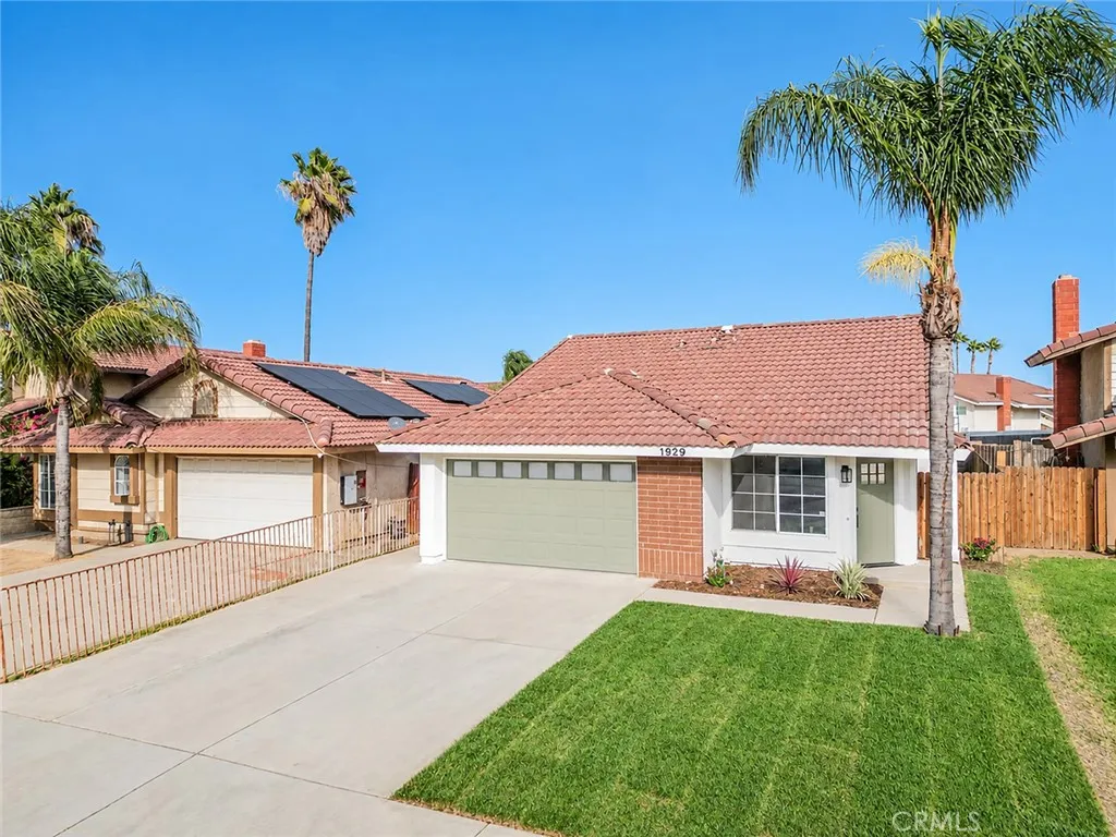 1929 Summertree Drive, Perris, CA 92571 — photo 2