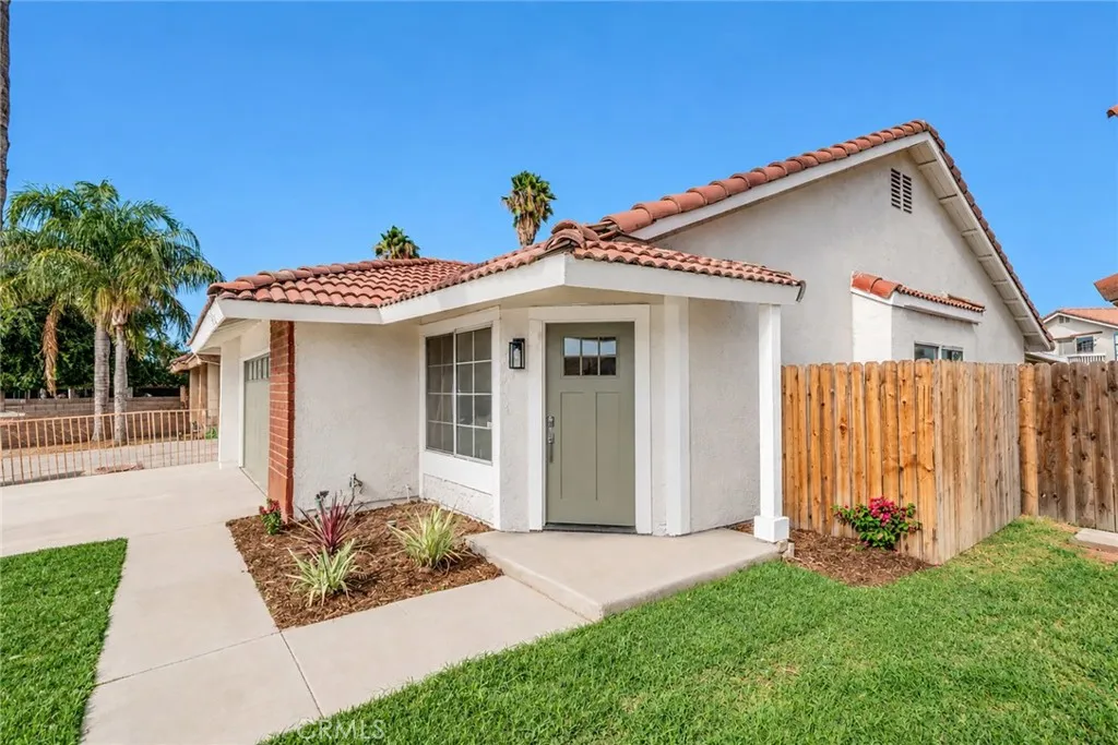 1929 Summertree Drive, Perris, CA 92571 — photo 3