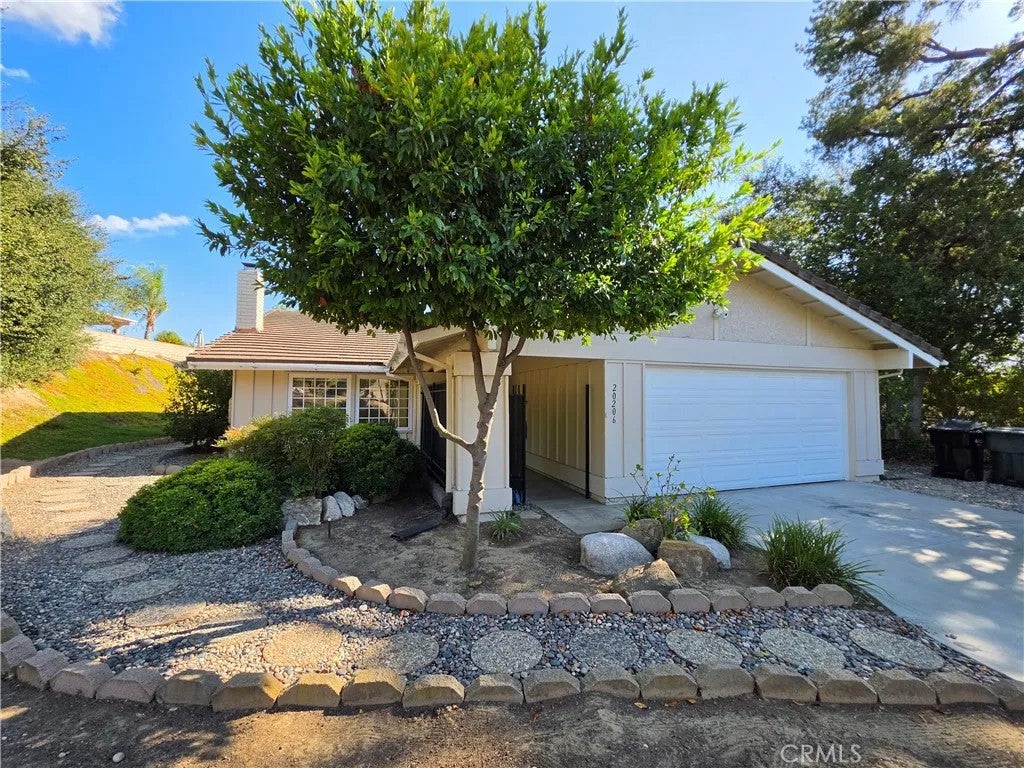 20206 Evening Breeze Drive — photo