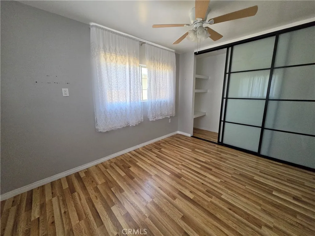 1695 1/2 James Pl — photo