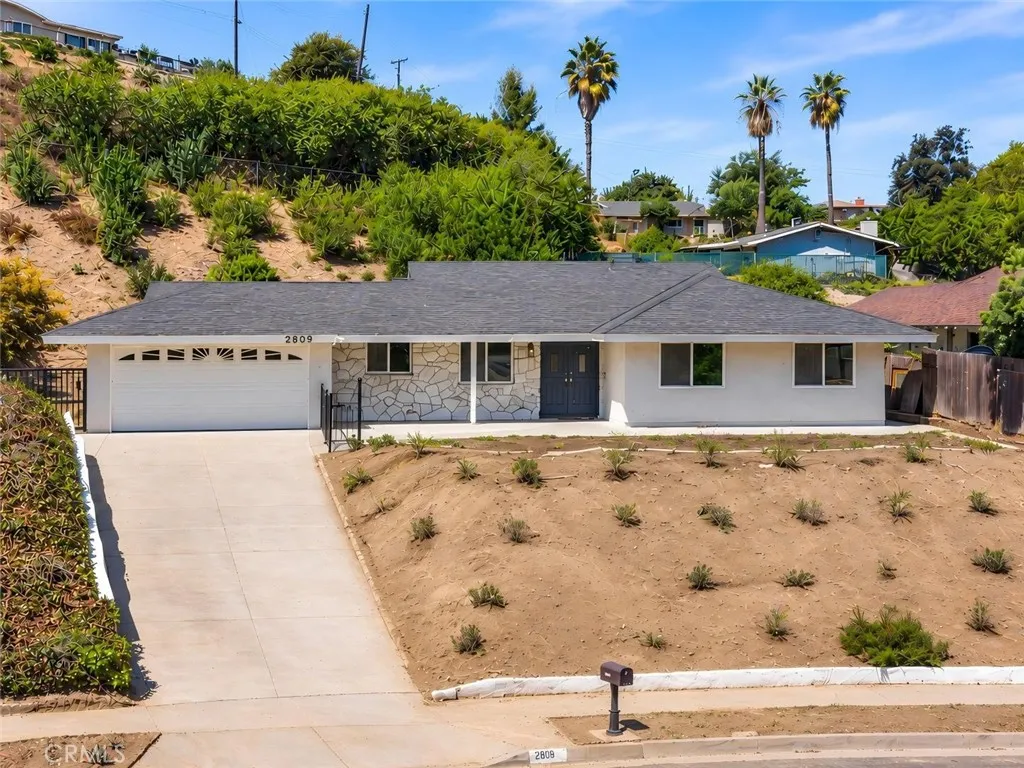2809 Ilopango — photo
