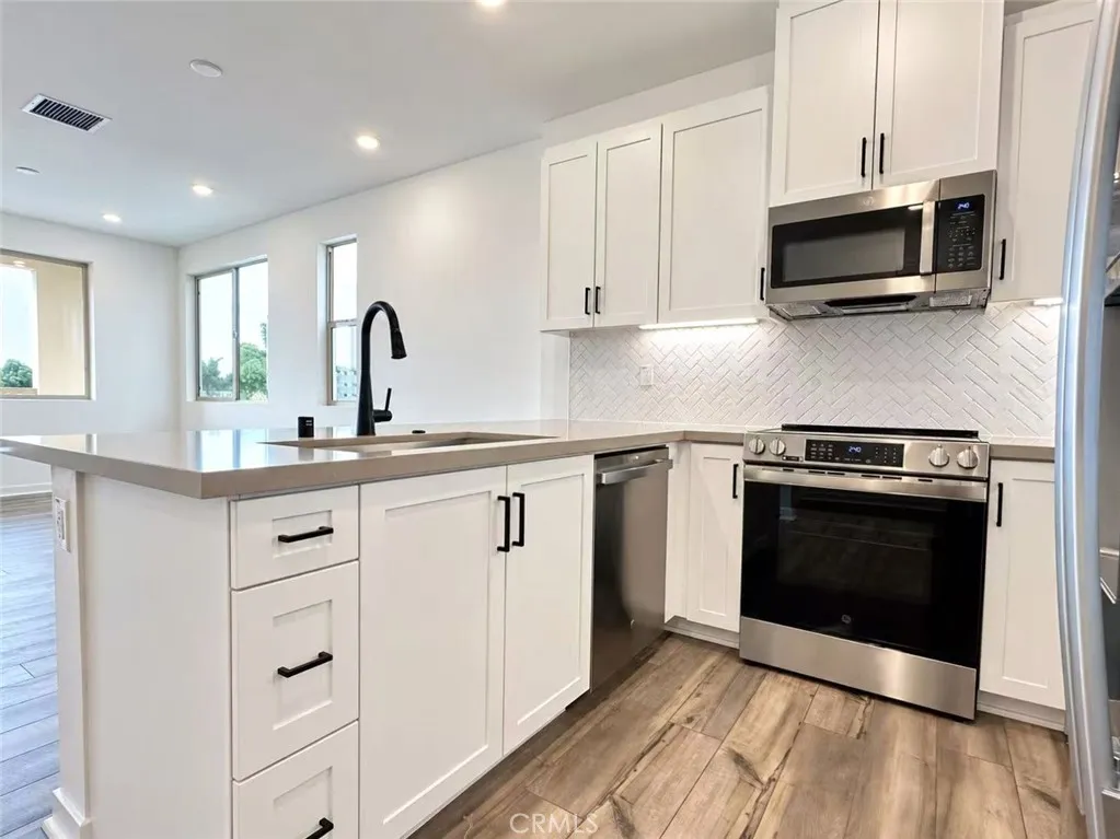 1313 N Pinecrest Paseo — photo