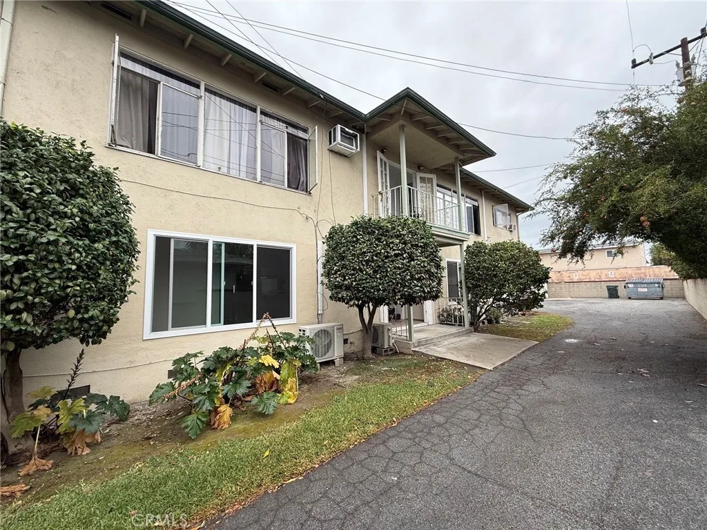 5719 Noel Drive Unit B — photo