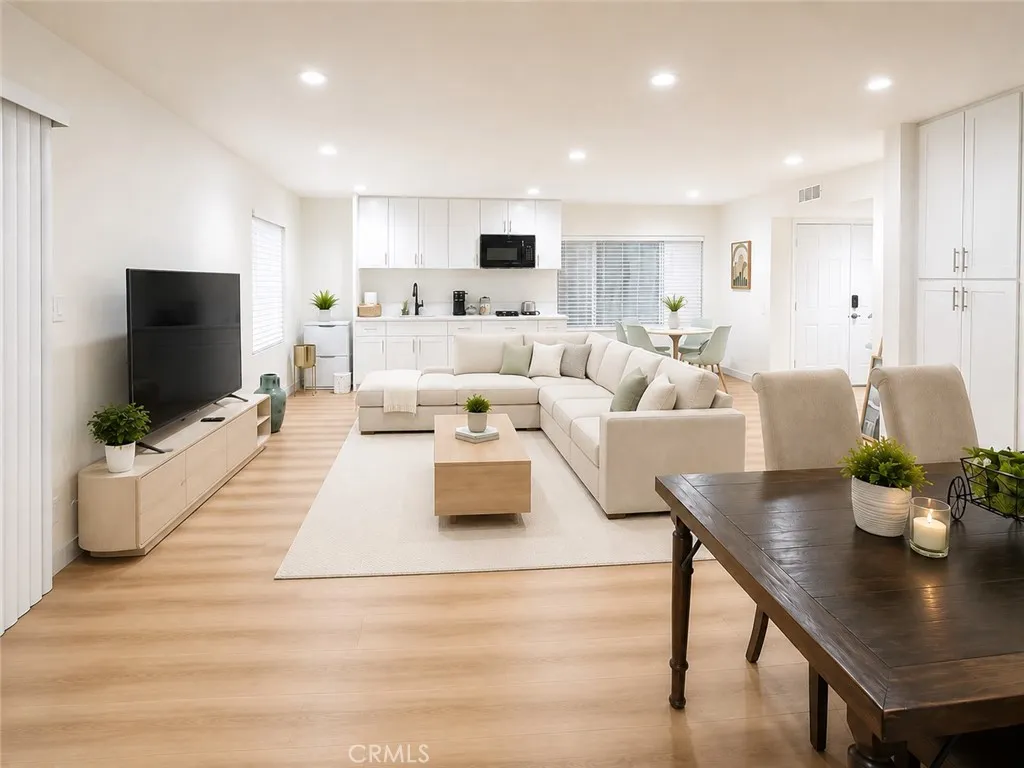 20464 Collegewood Drive — photo