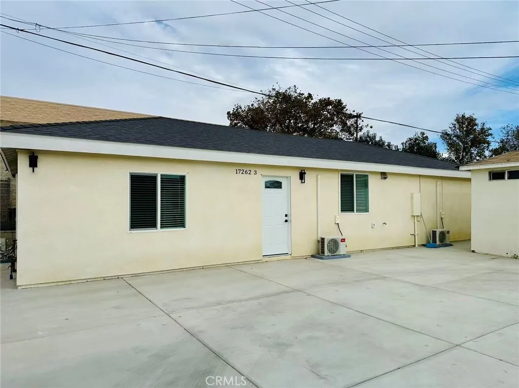 17262 Ivy Ave Unit 3 — photo