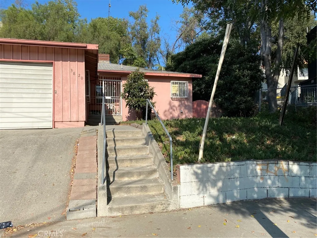 3820 Monterey Road — photo