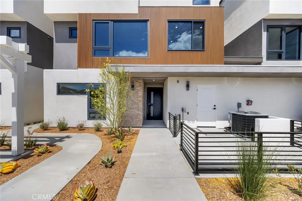 4450 Temple City Boulevard Unit C — photo