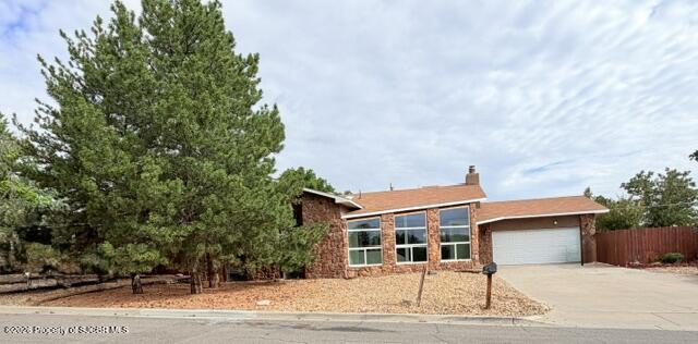5702 Cedarwood Street — photo