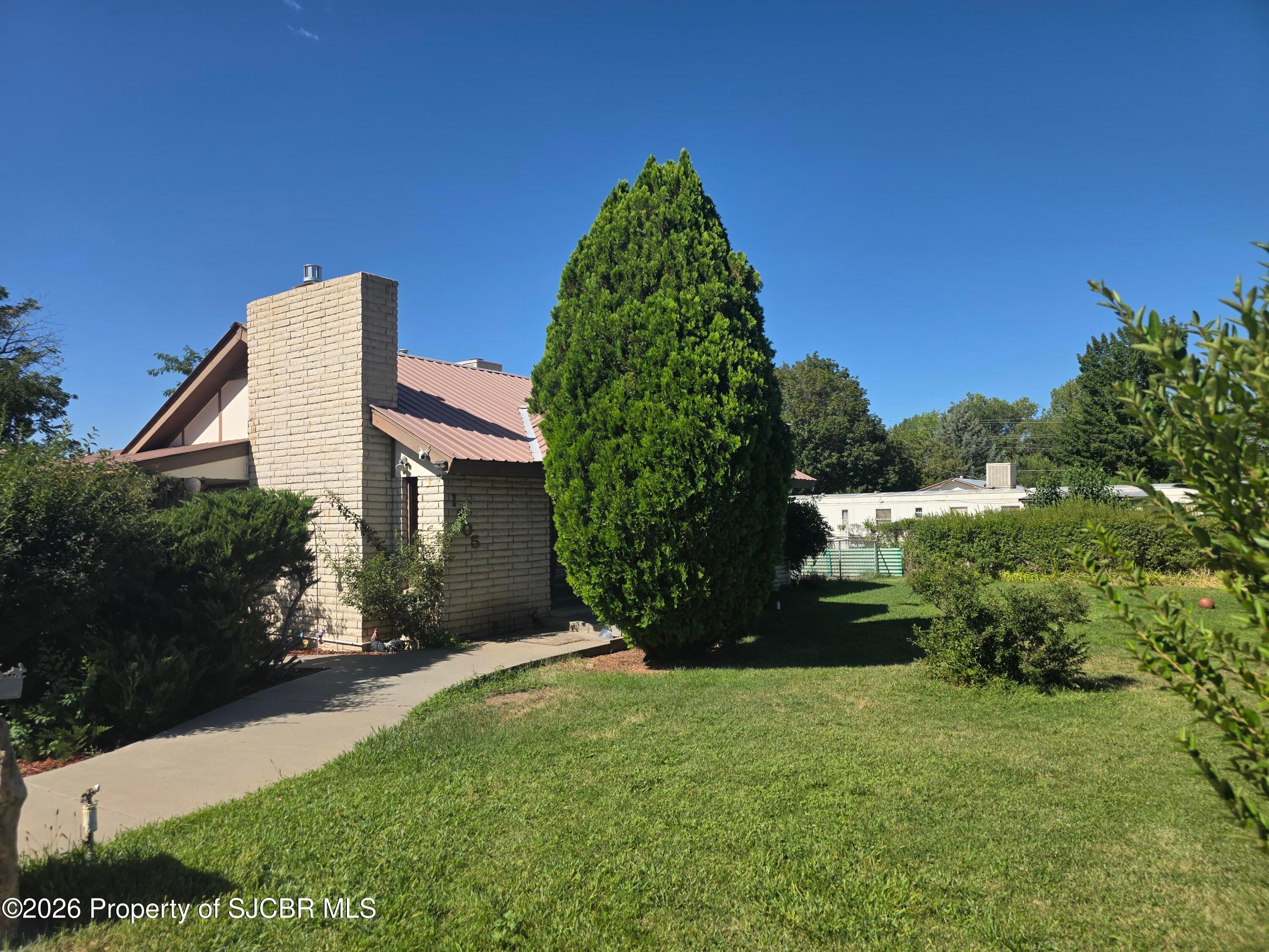 1505 E Blanco Boulevard — photo