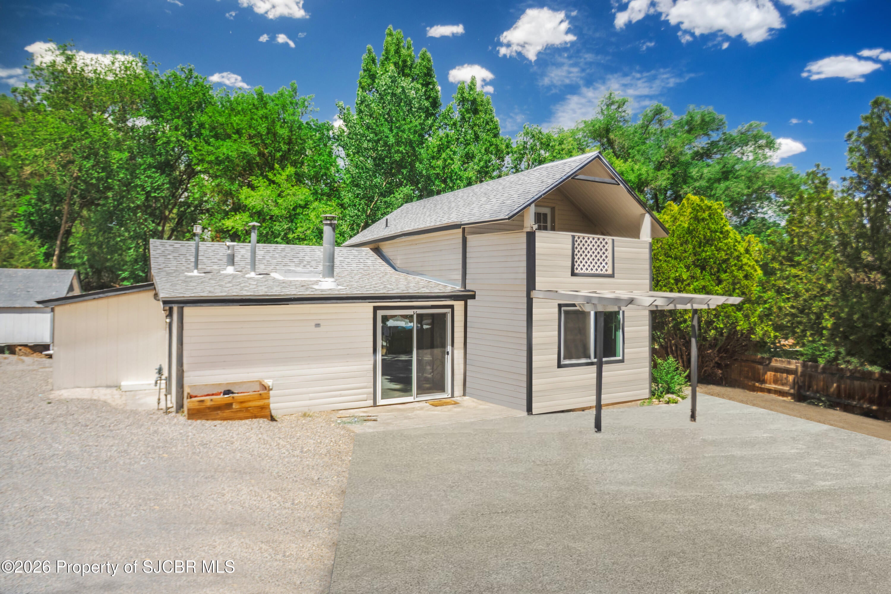 707 N Vine Avenue — photo