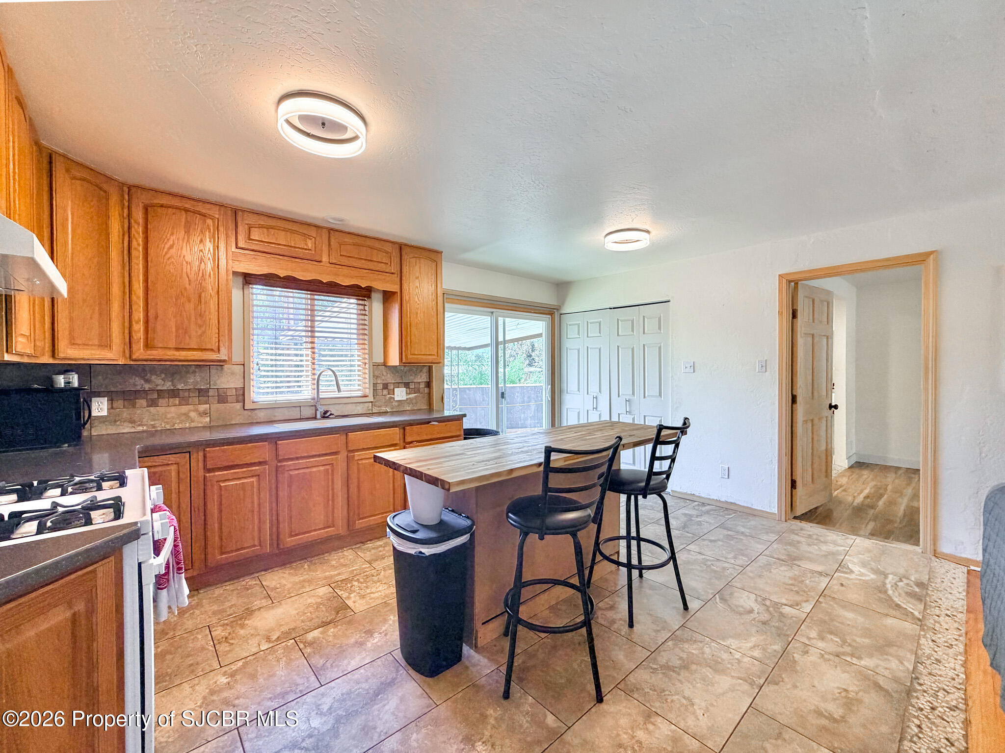 1001 Zuni Drive — photo